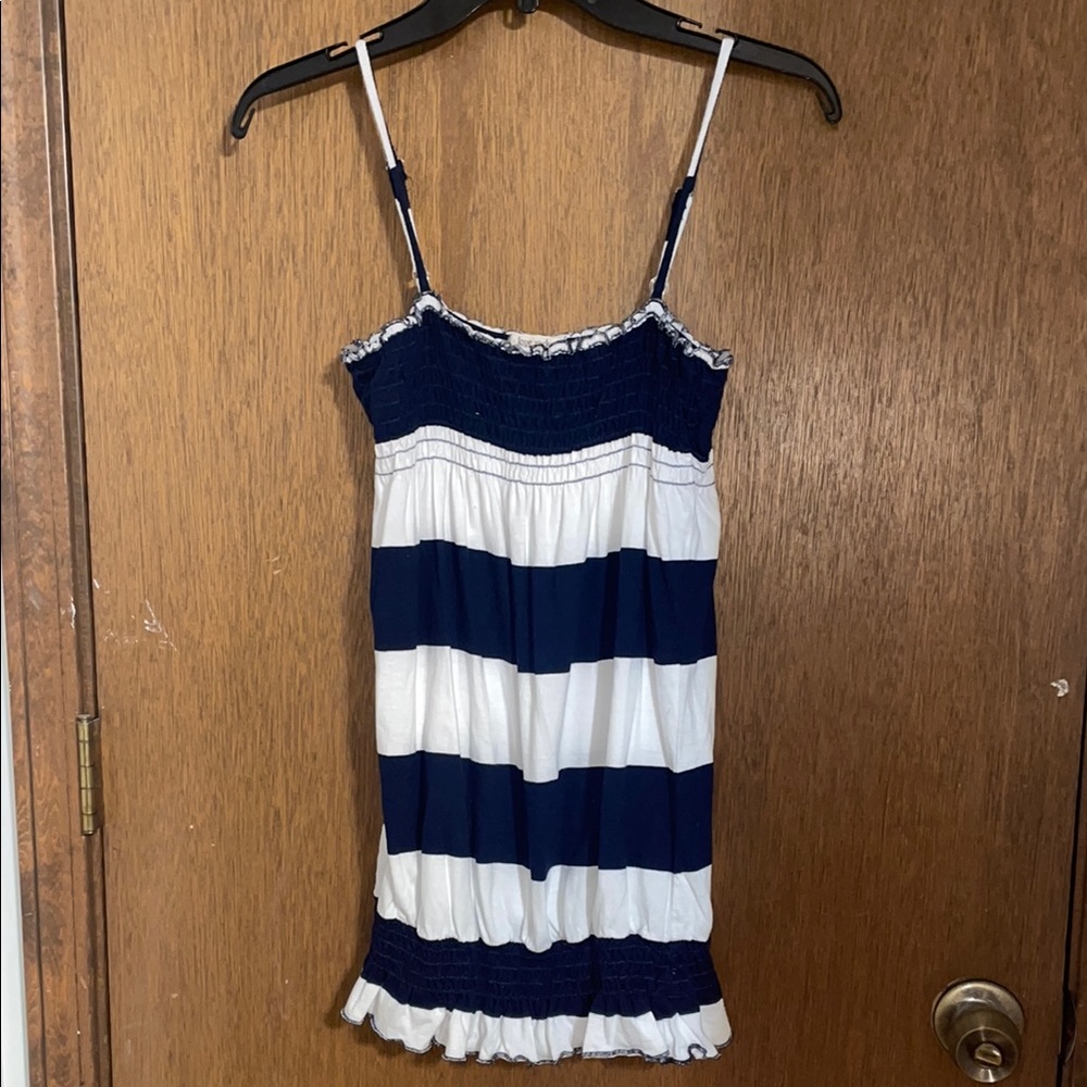 VTG Love Rocks Navy and White Textured Top